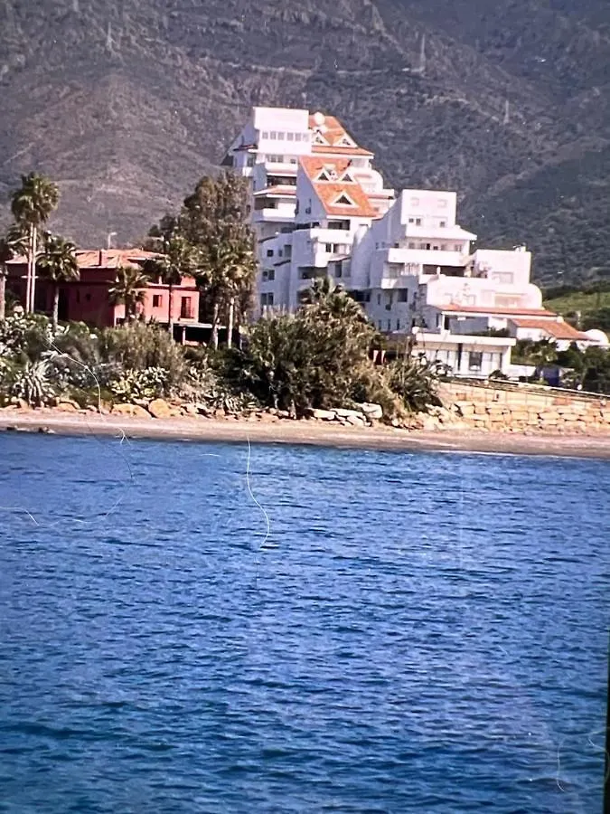 אסטפונה On The Beach - Penthouse On The Mediterranean