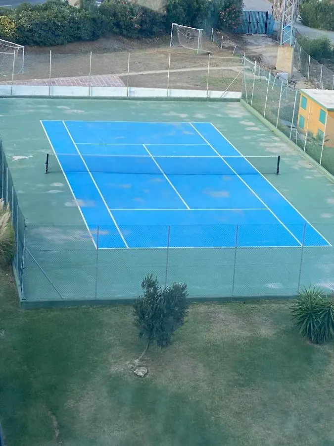 דירה אסטפונה On The Beach - Penthouse On The Mediterranean